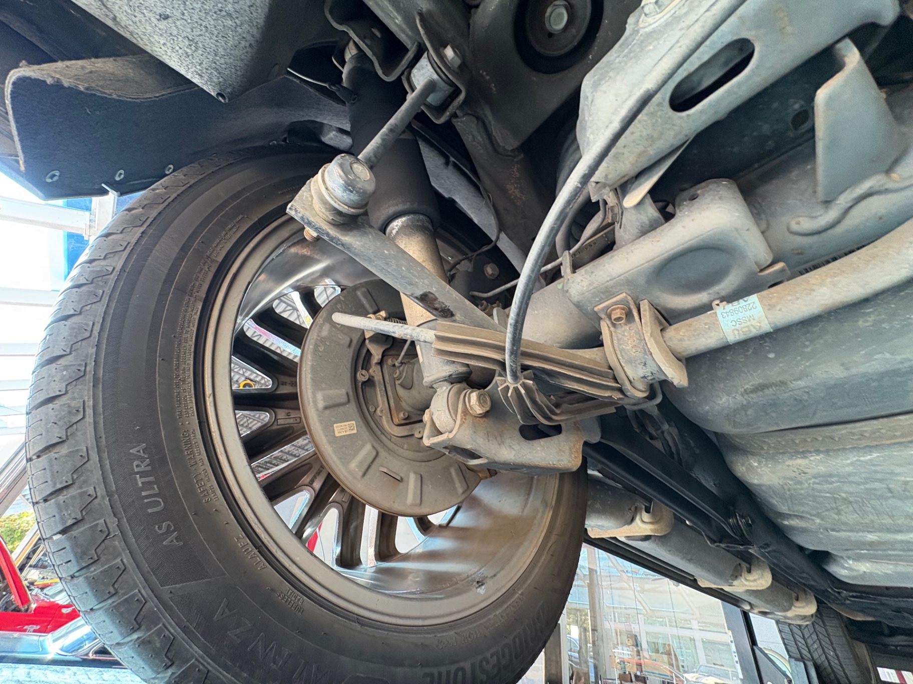 Vehicle photo 49