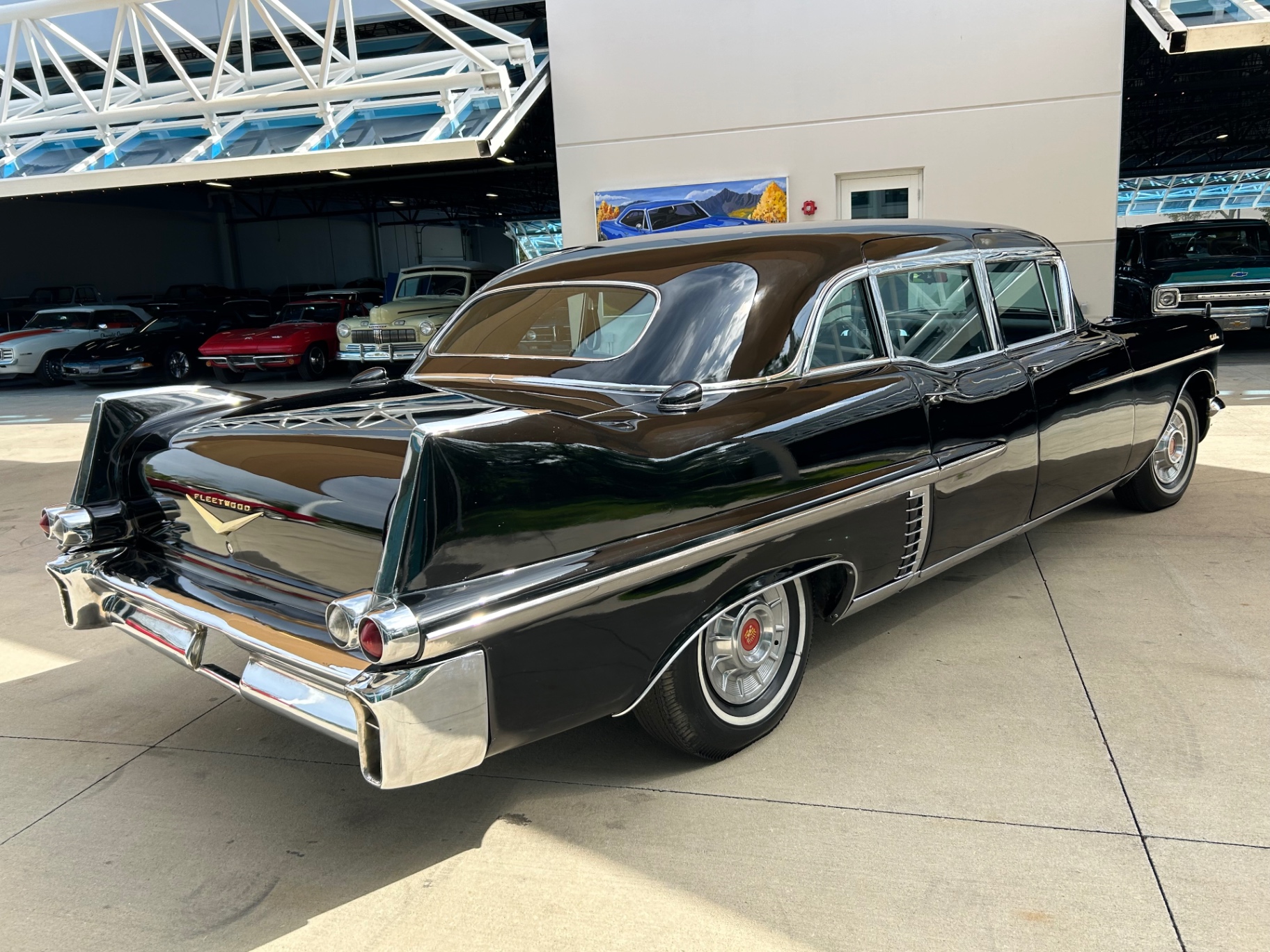 Vehicle photo 5