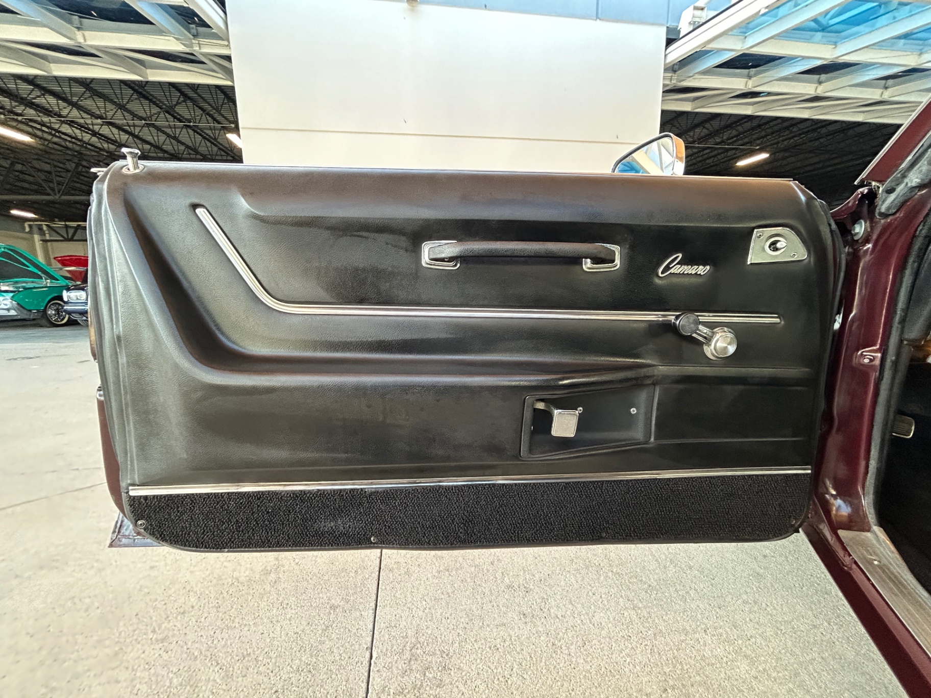 Vehicle photo 35