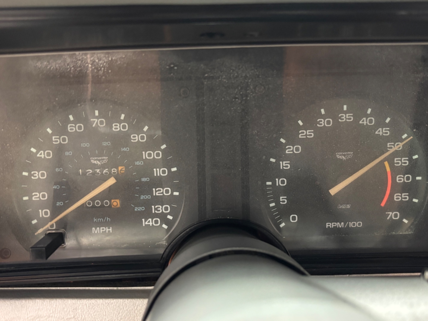 Vehicle photo 25