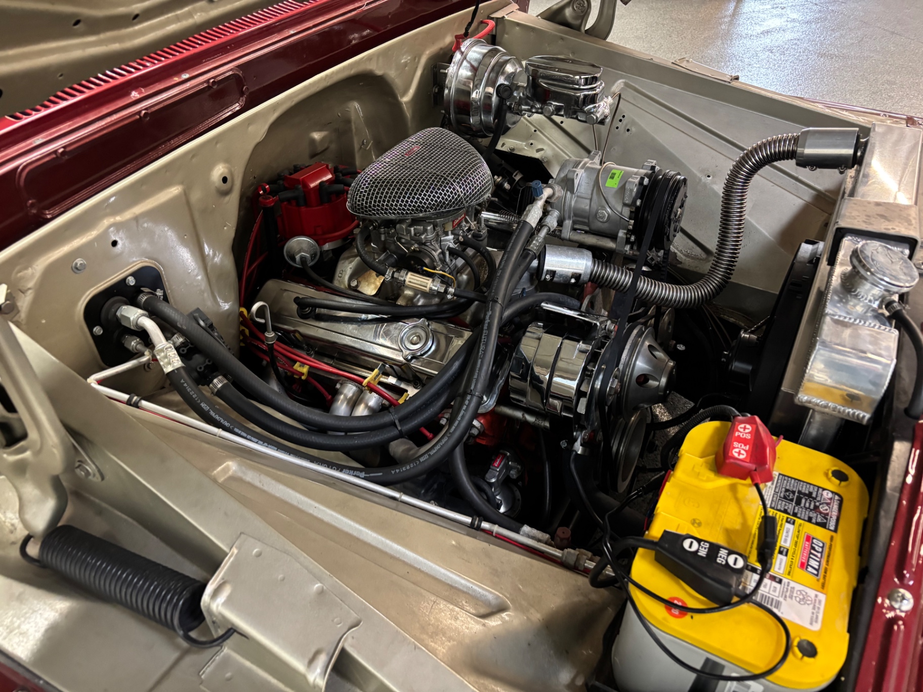 Vehicle photo 14