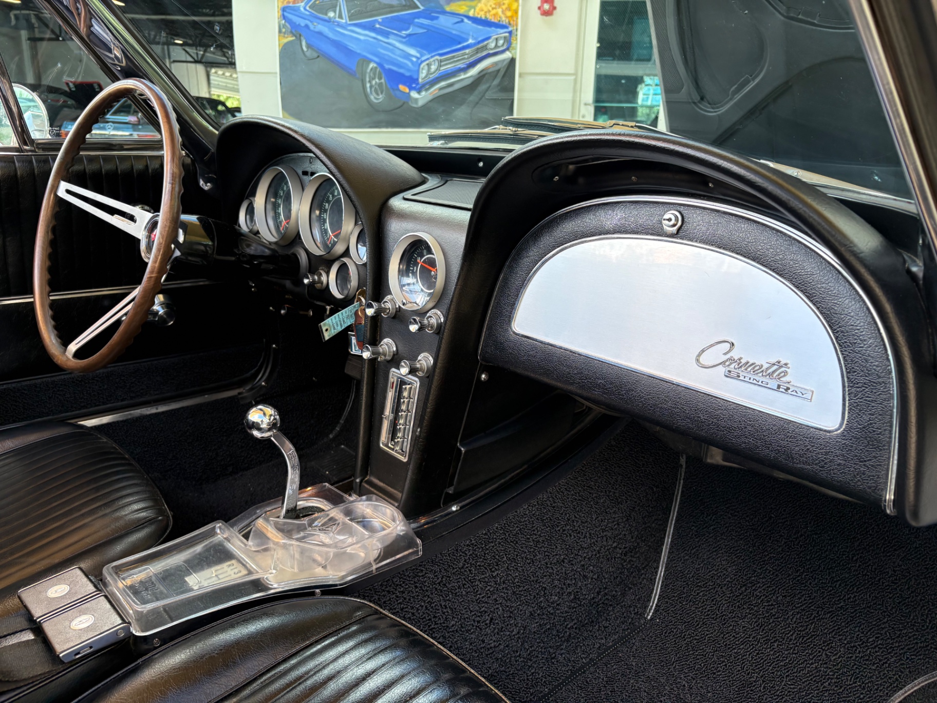 Vehicle photo 50
