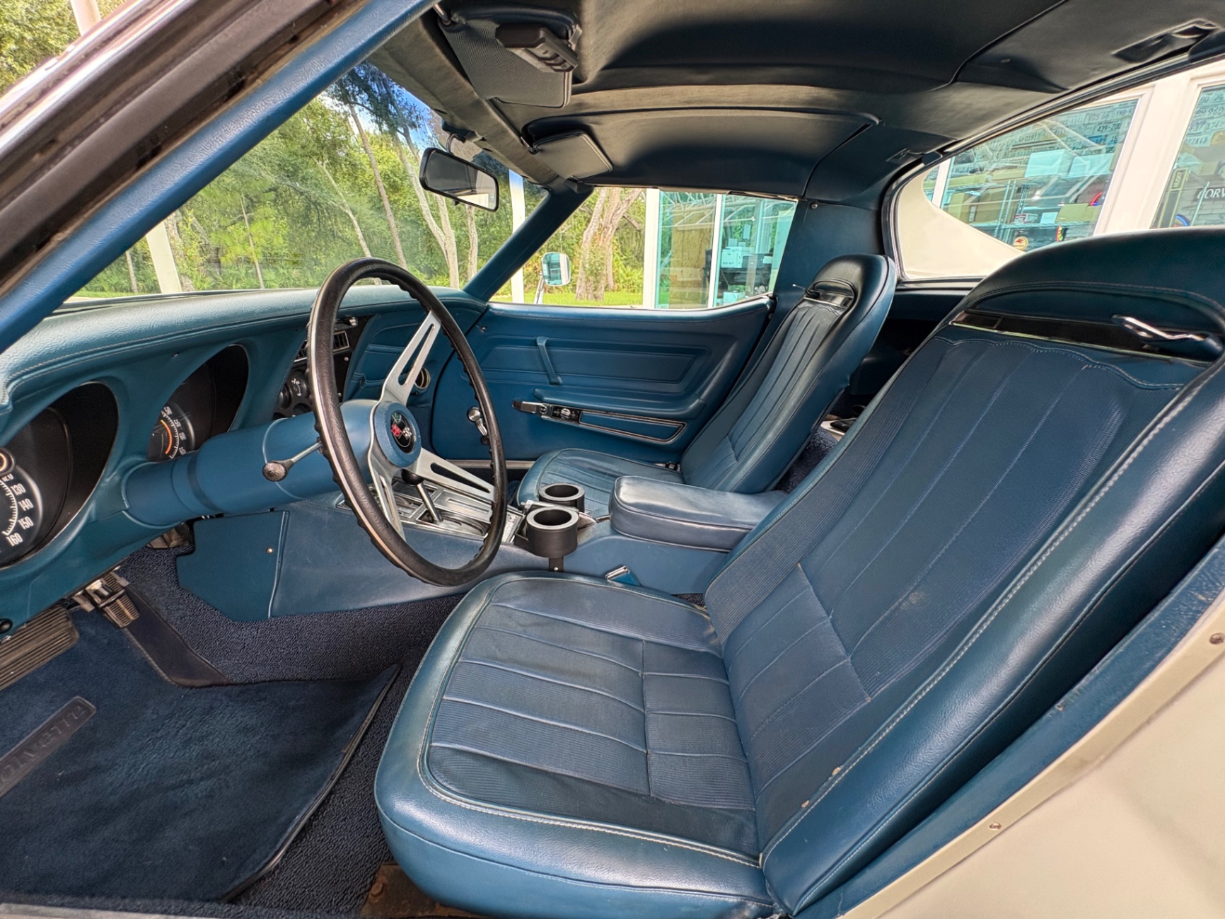 Vehicle photo 39