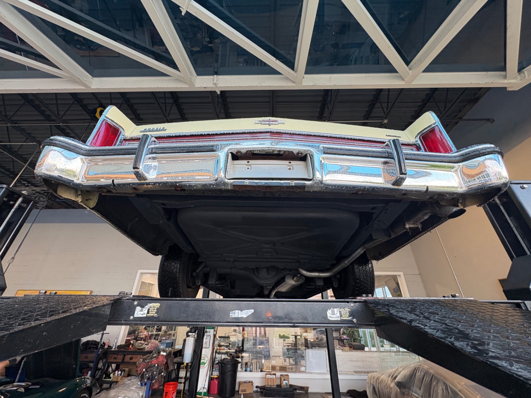 Vehicle photo 41