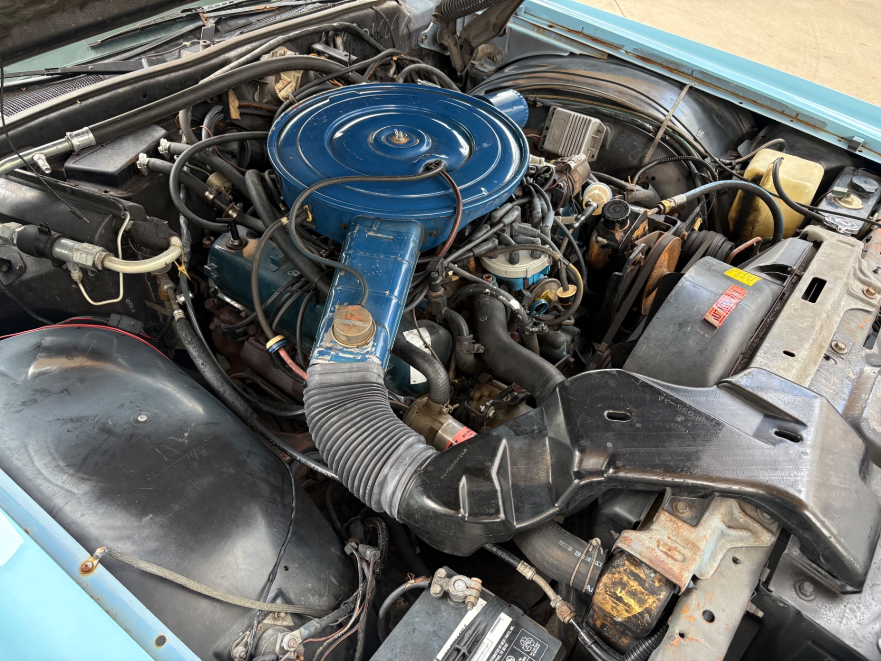 Vehicle photo 27