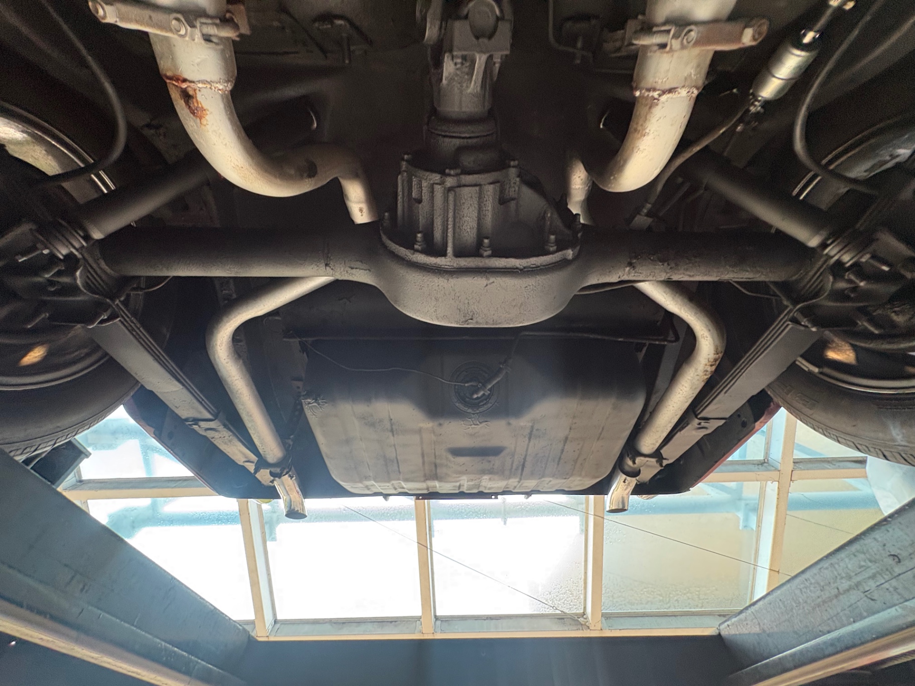Vehicle photo 64