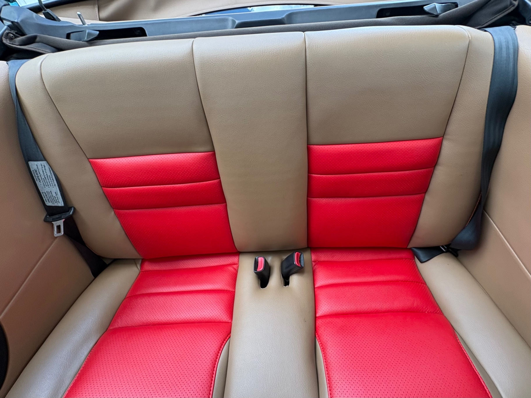 Vehicle photo 38