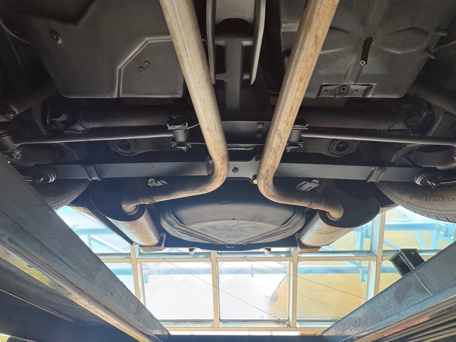 Vehicle photo 64