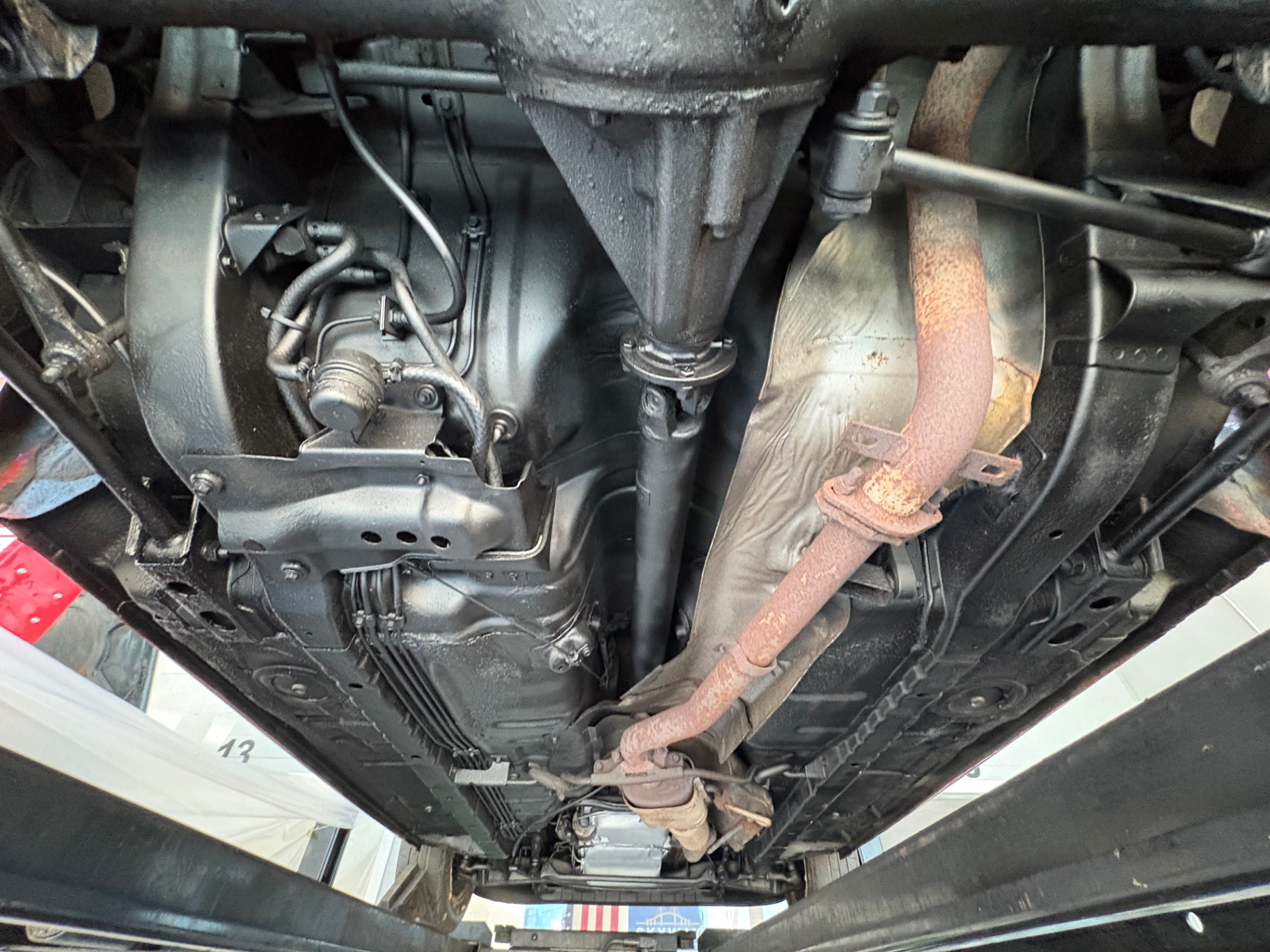 Vehicle photo 47