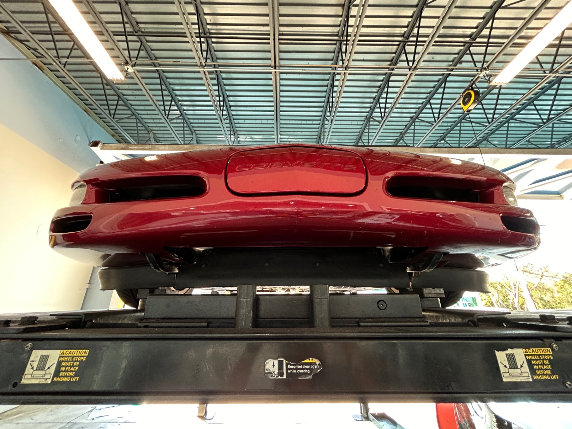 2004 Chevrolet Corvette Base photo 34