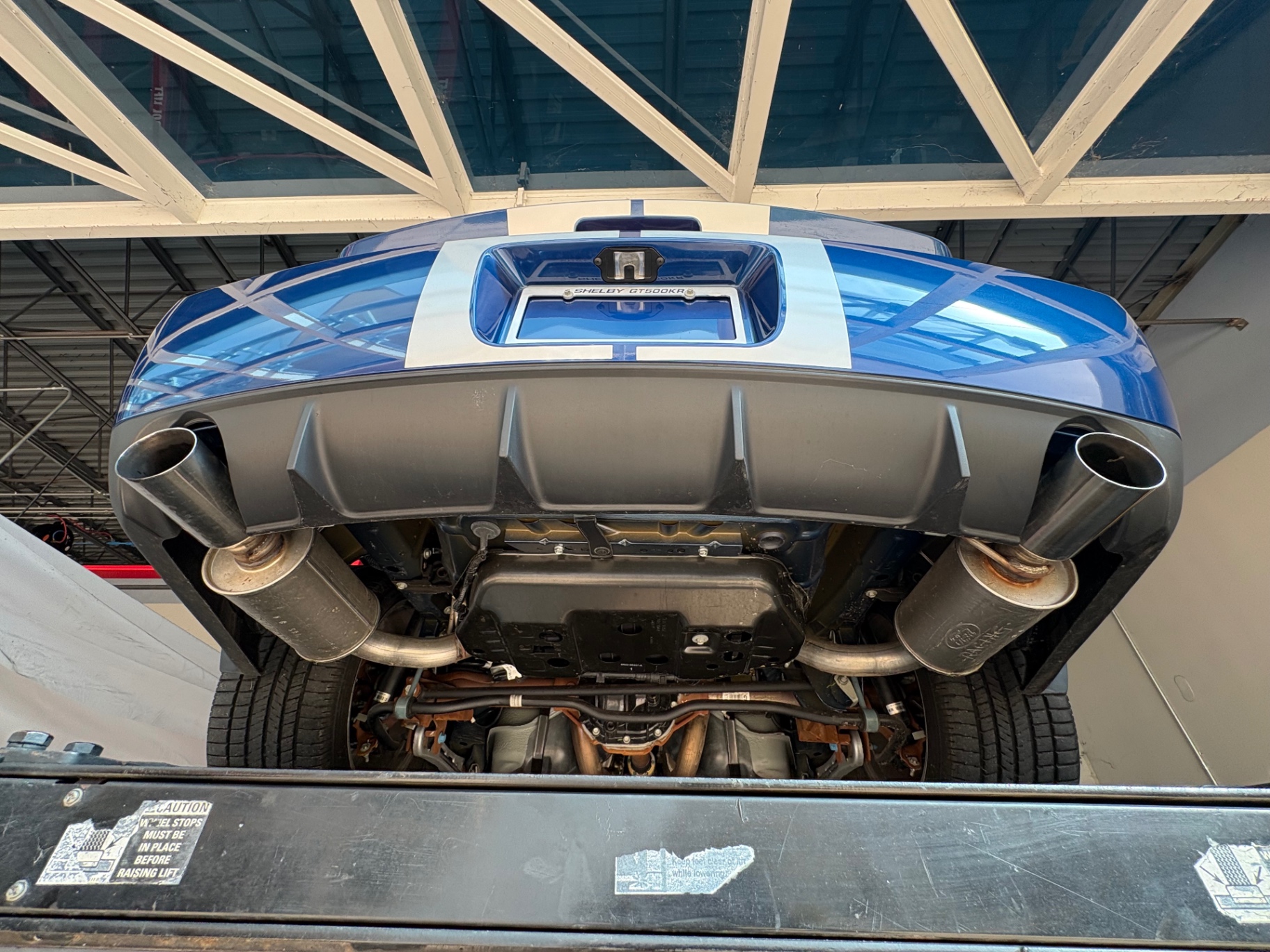Vehicle photo 45