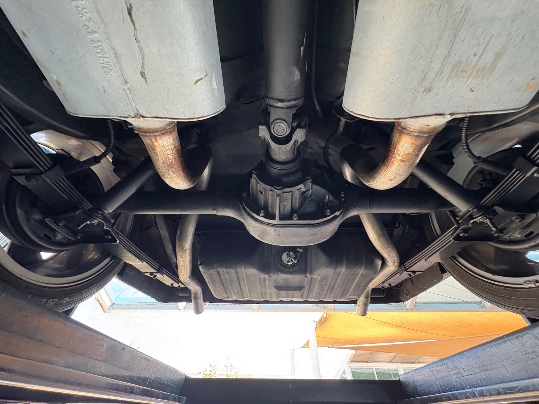 Vehicle photo 56