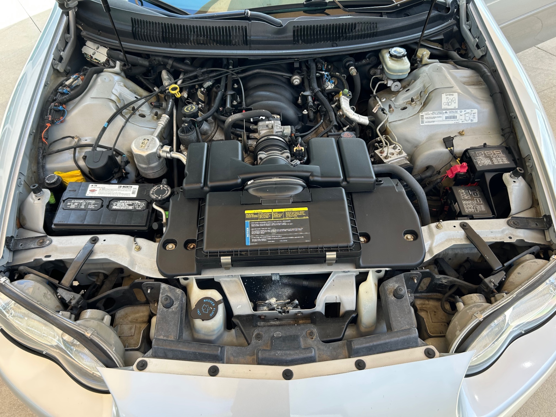 Vehicle photo 17