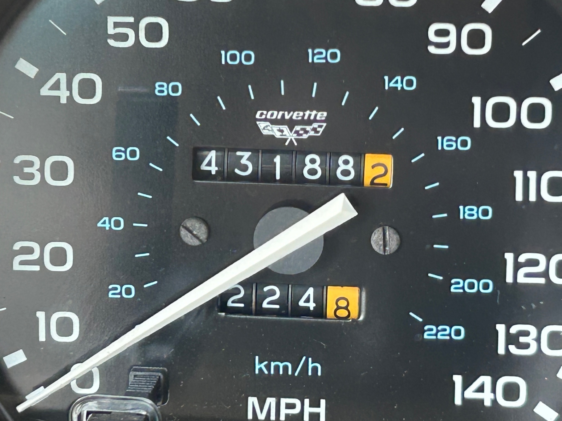 Vehicle photo 13