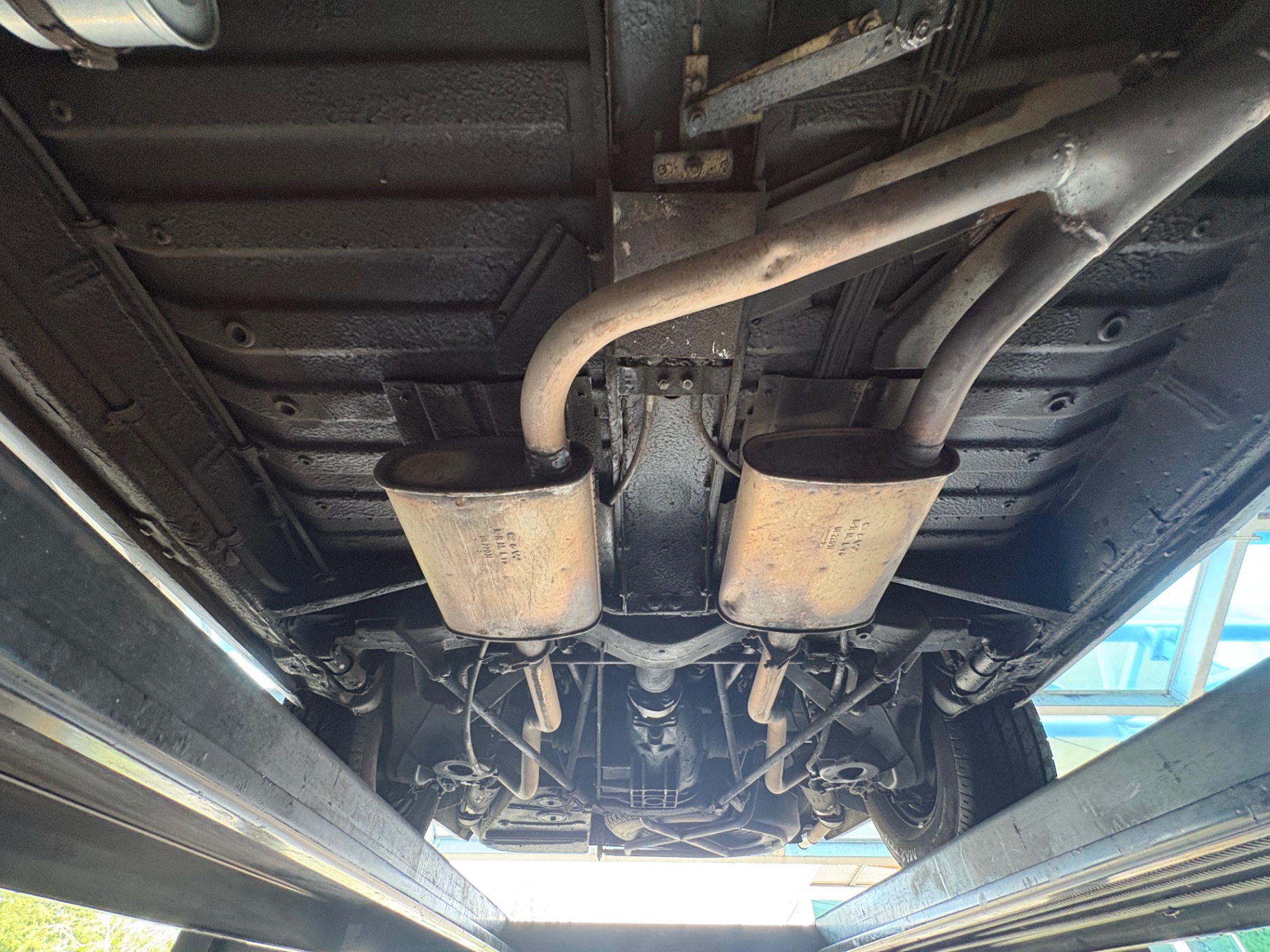 Vehicle photo 62