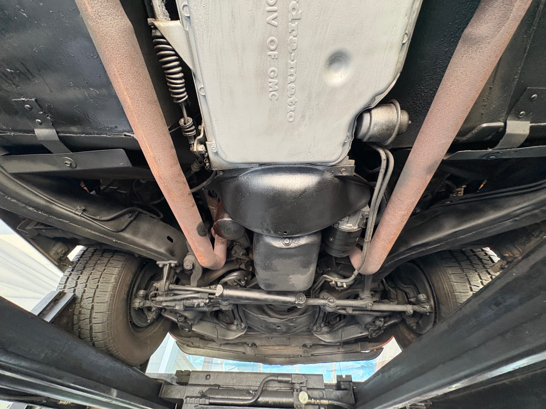Vehicle photo 56
