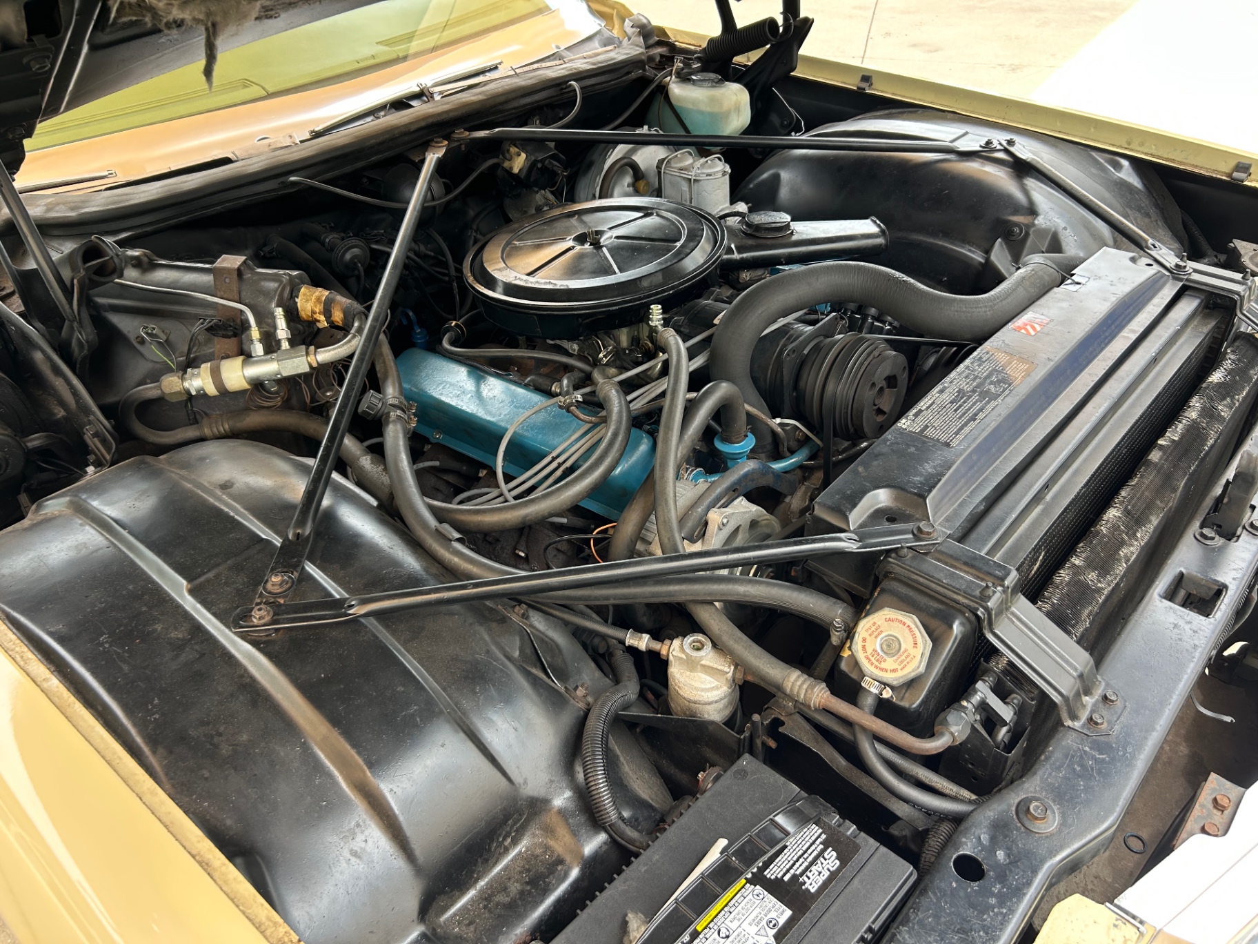 Vehicle photo 26