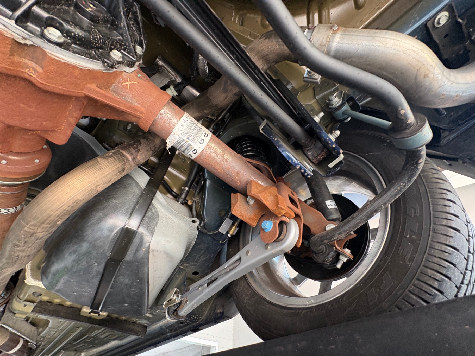 Vehicle photo 48
