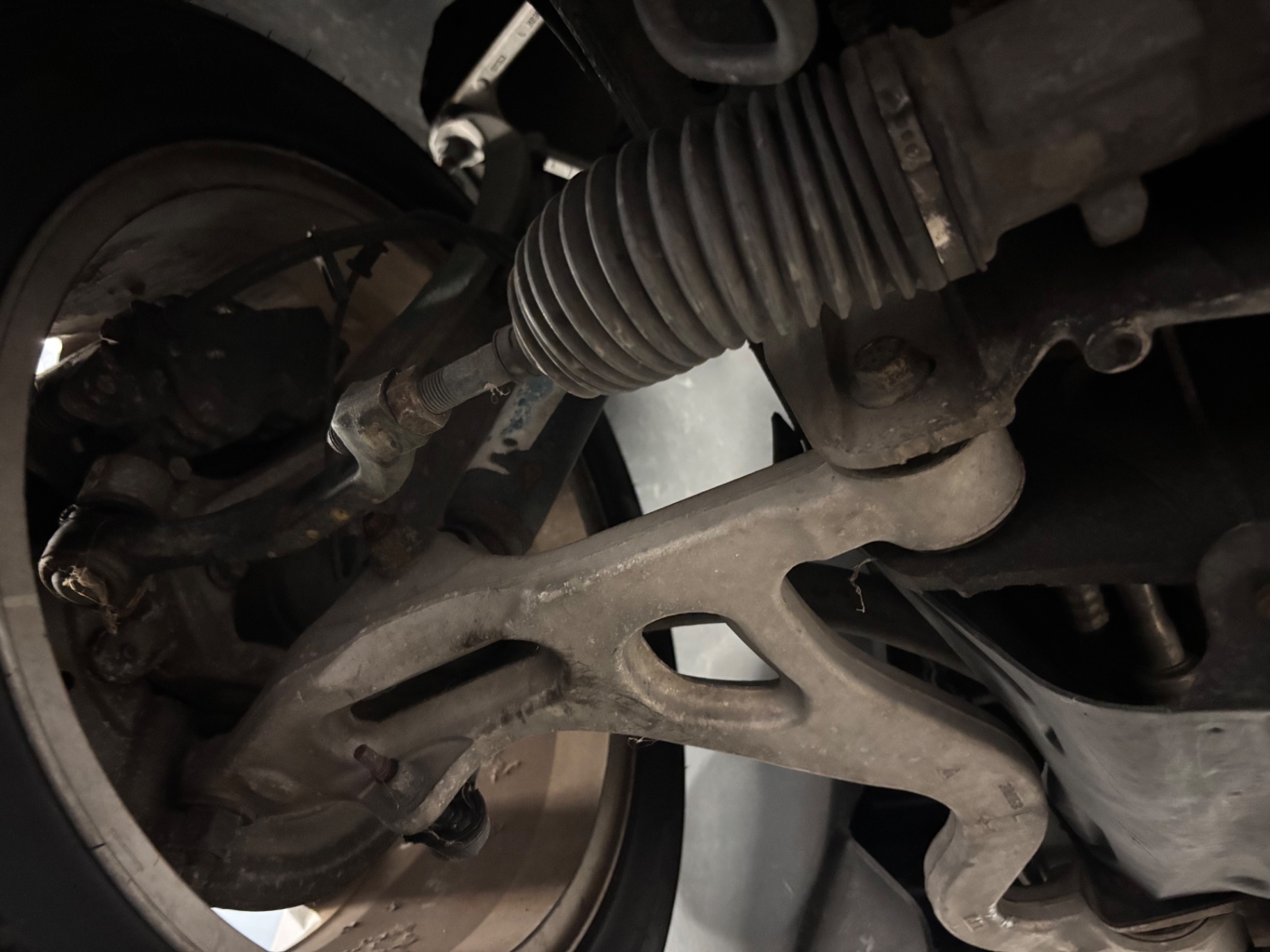 Vehicle photo 39