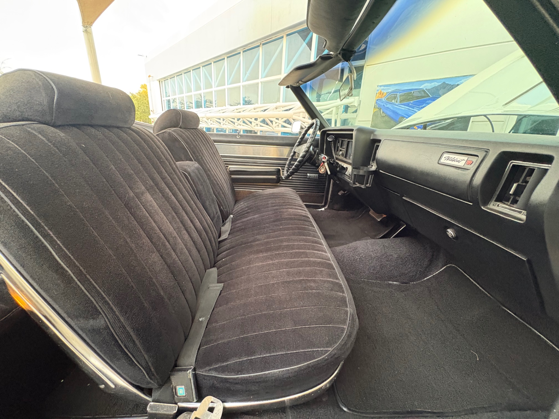 Vehicle photo 42