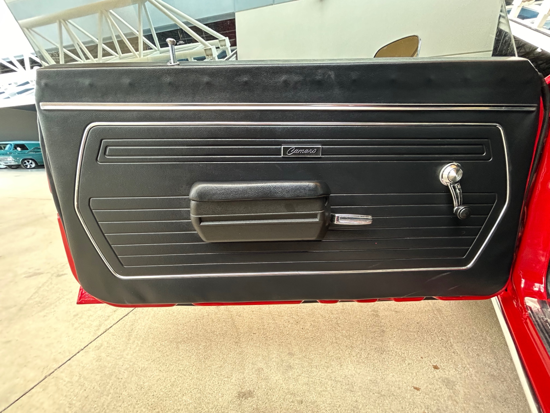 Vehicle photo 20