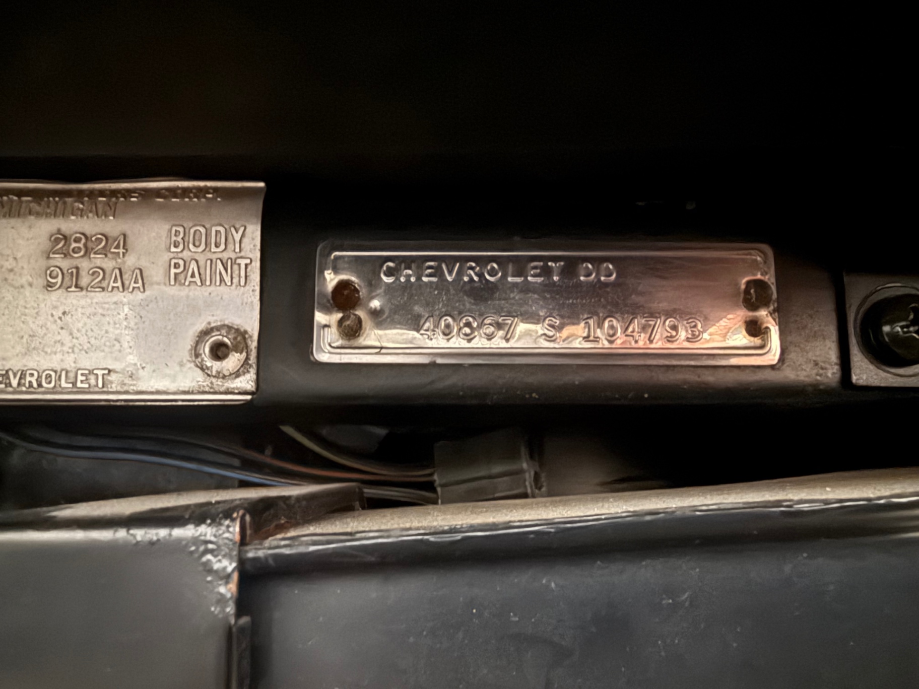 Vehicle photo 21