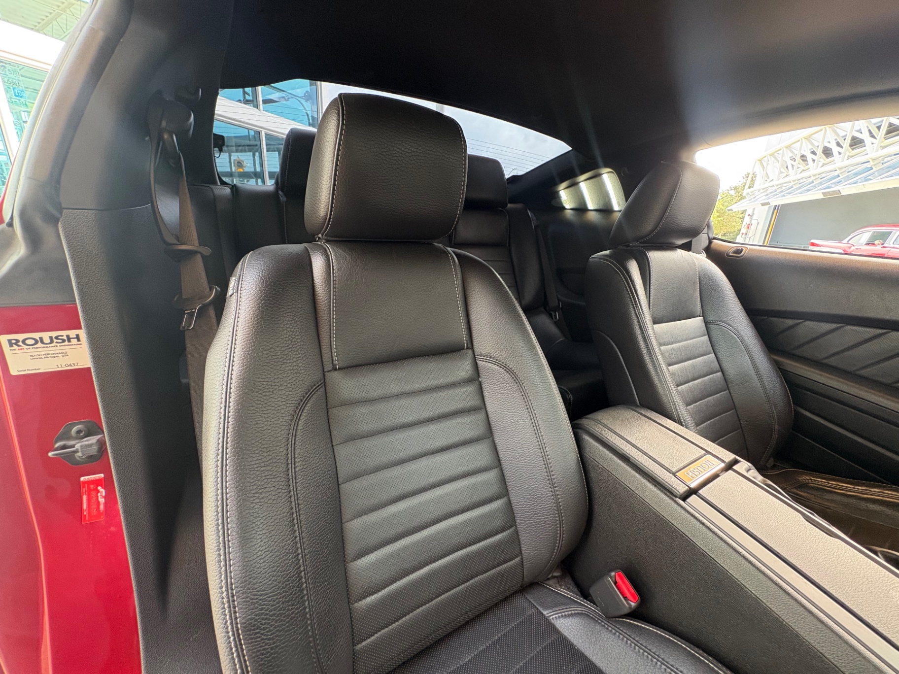 Vehicle photo 43