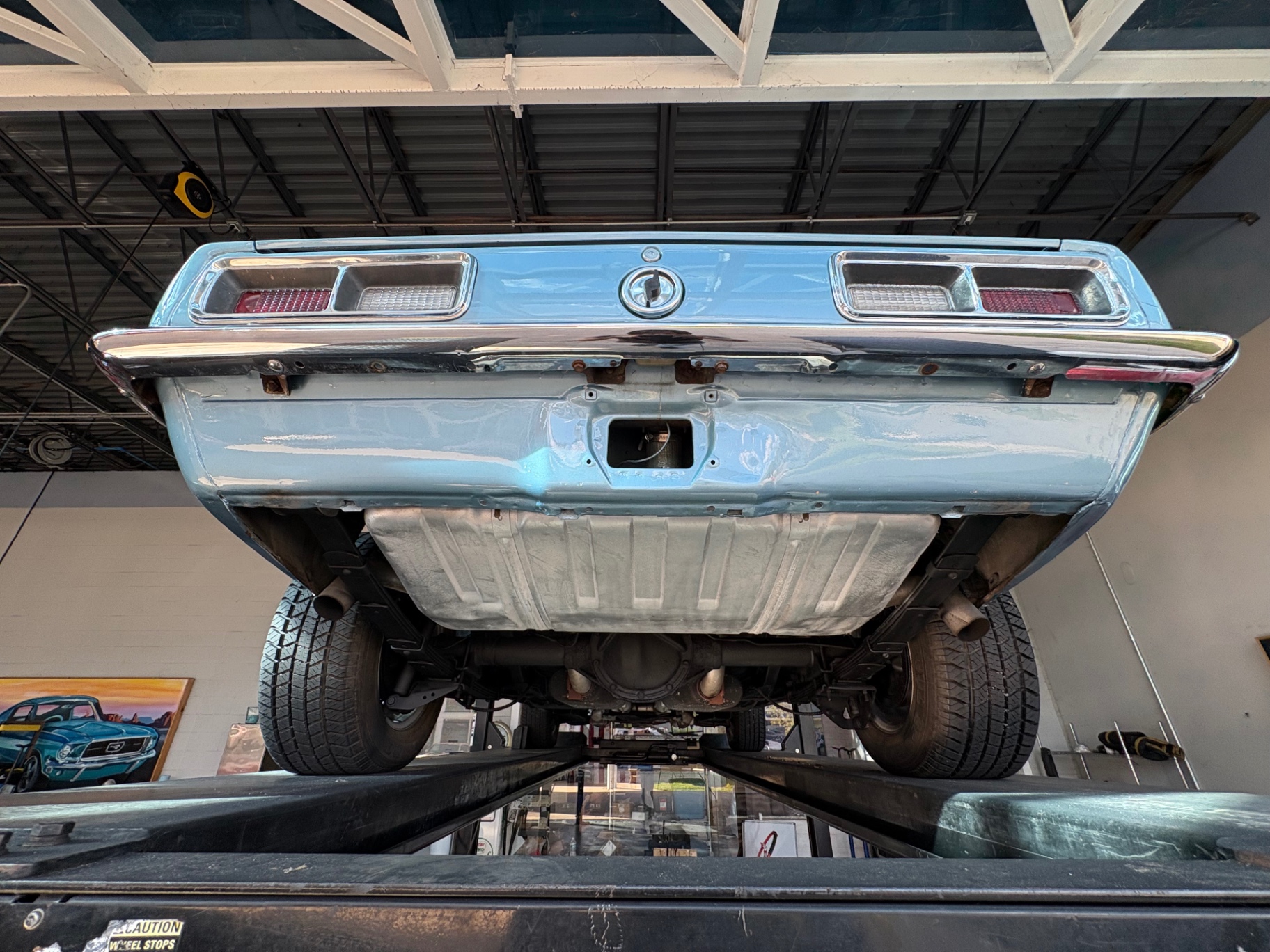 Vehicle photo 48