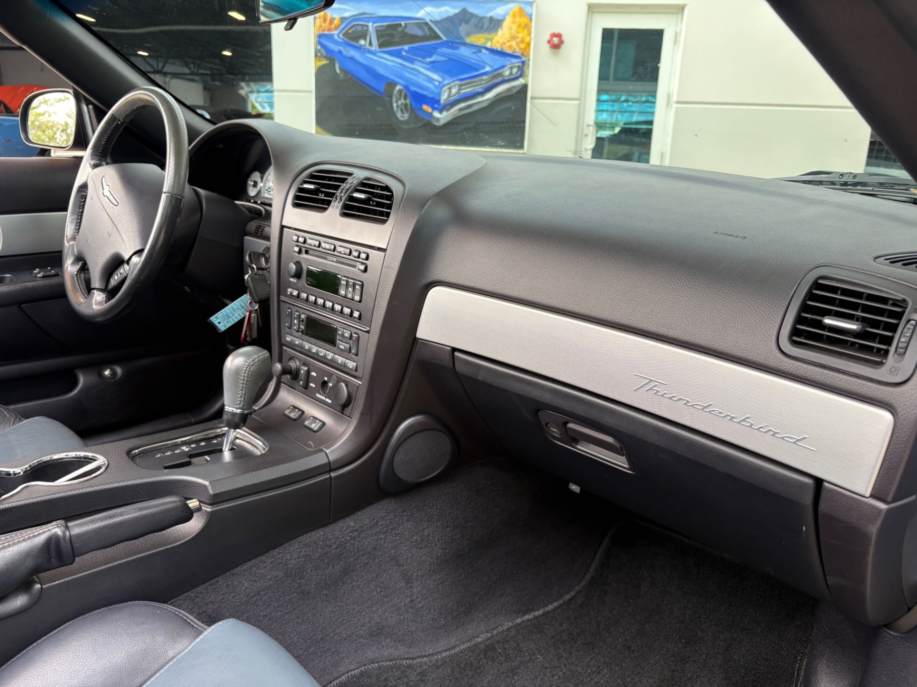 Vehicle photo 46