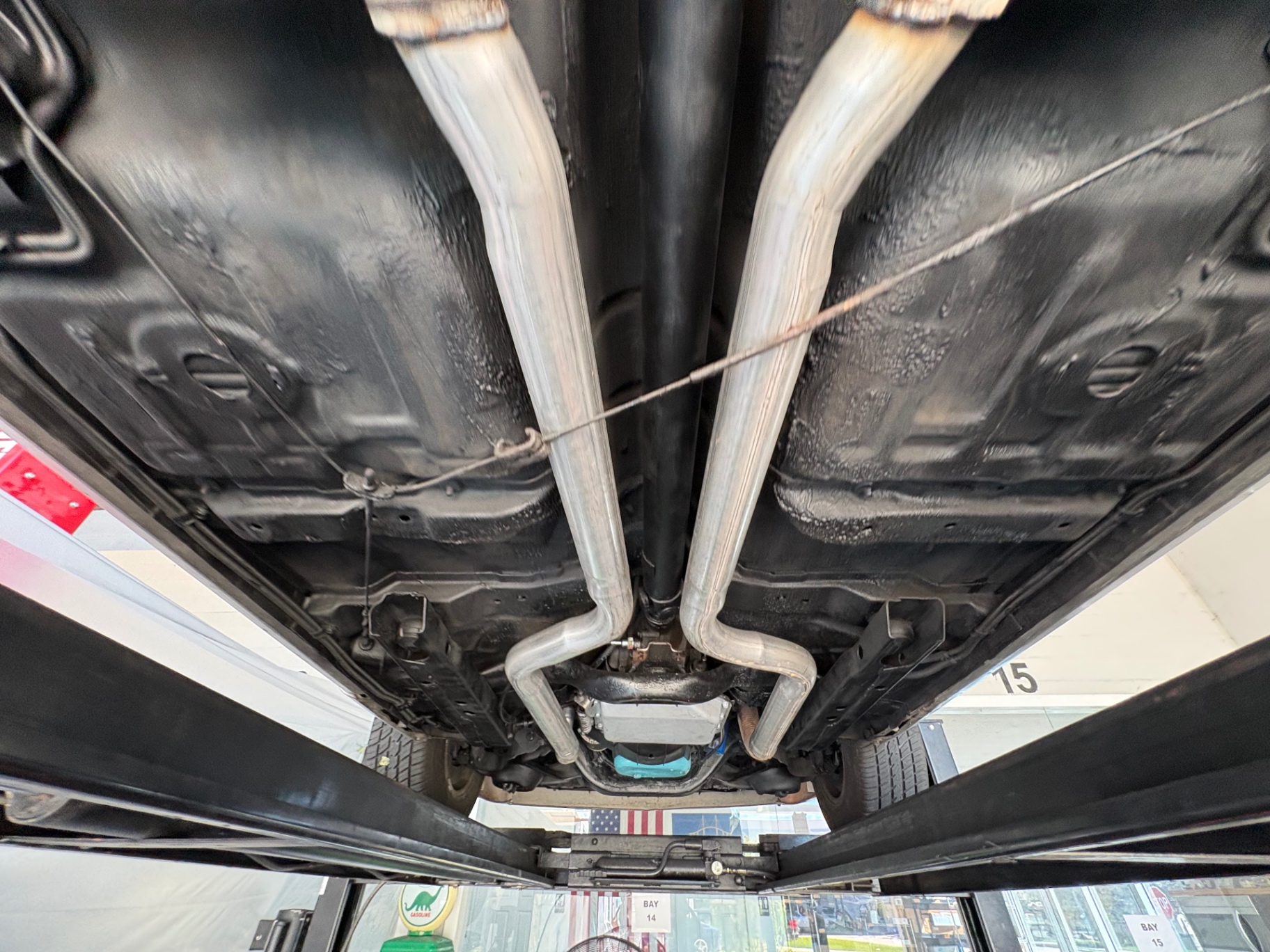 Vehicle photo 50
