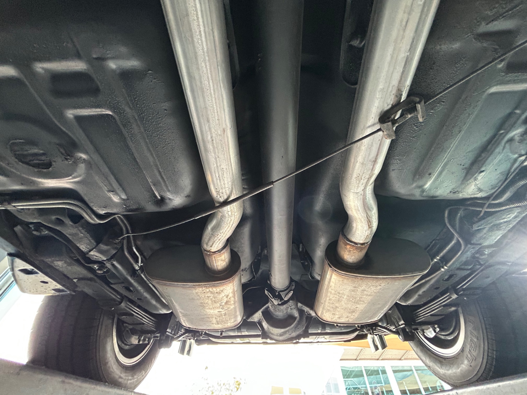 Vehicle photo 64