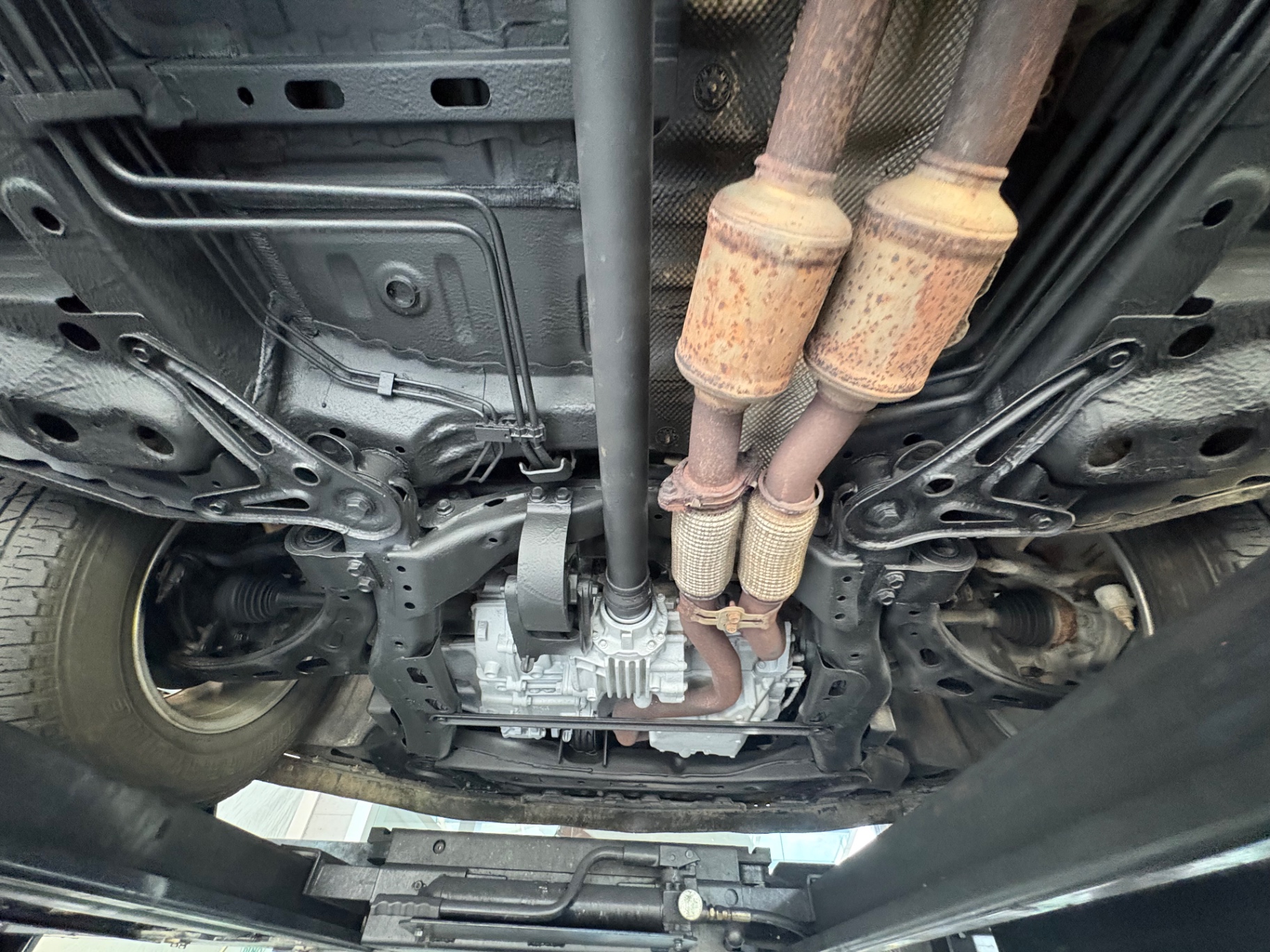 Vehicle photo 55