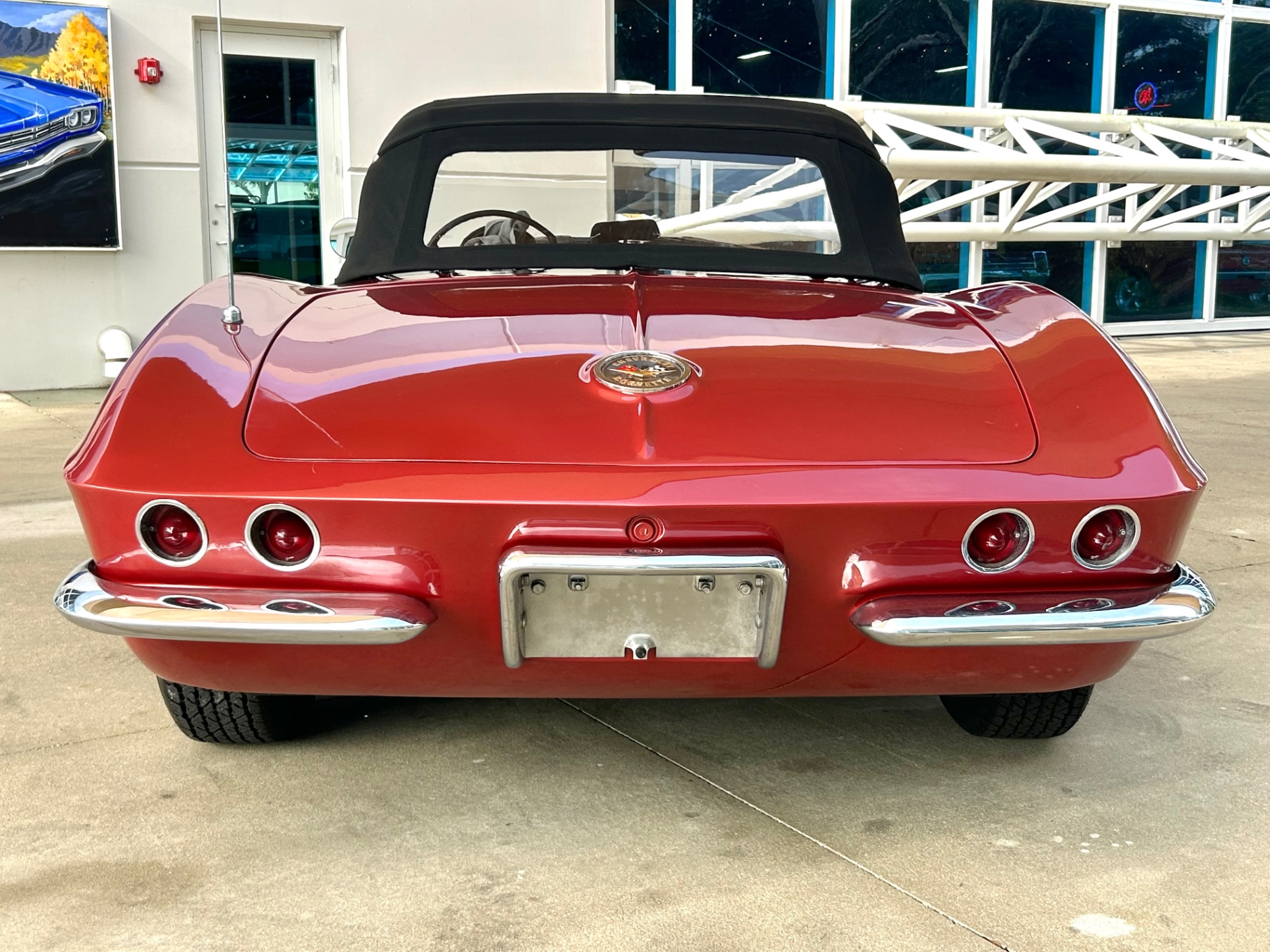 Vehicle photo 20