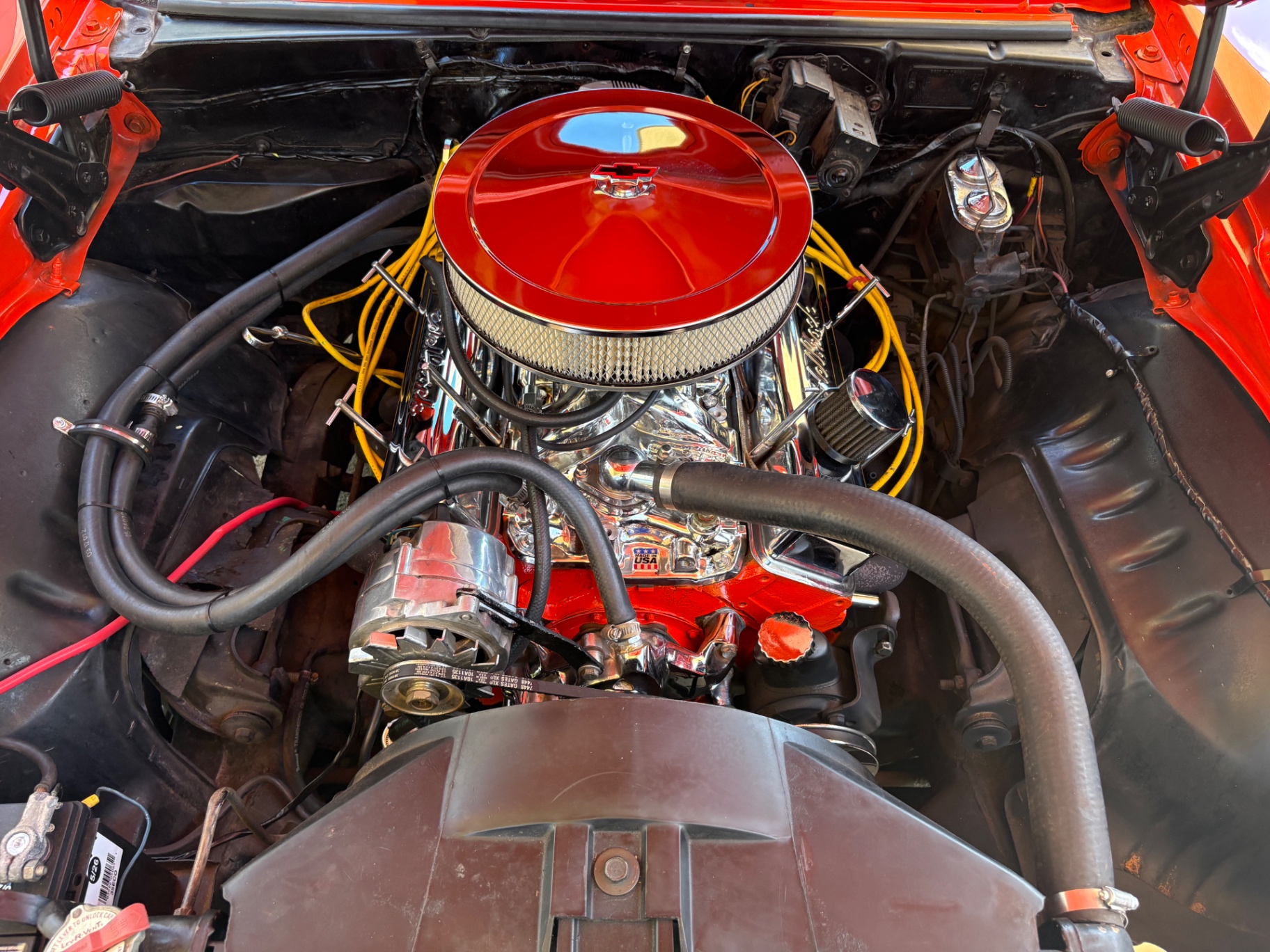 Vehicle photo 28