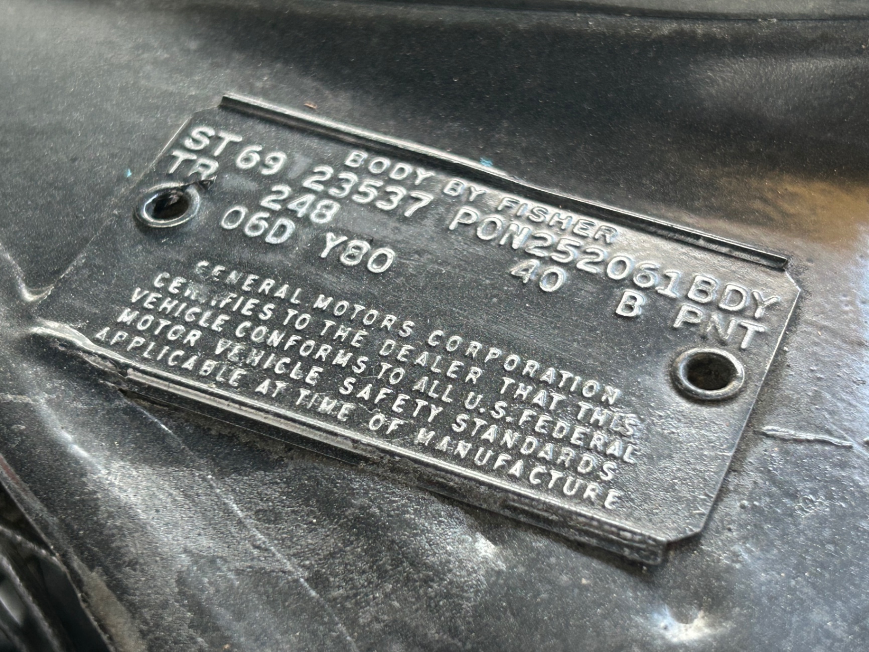 Vehicle photo 14