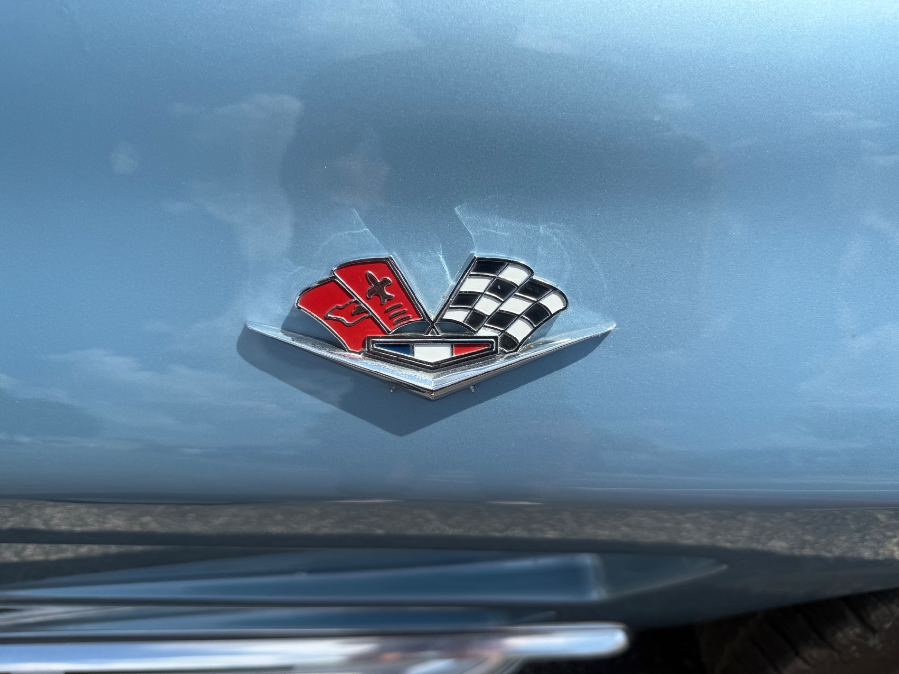 Vehicle photo 28