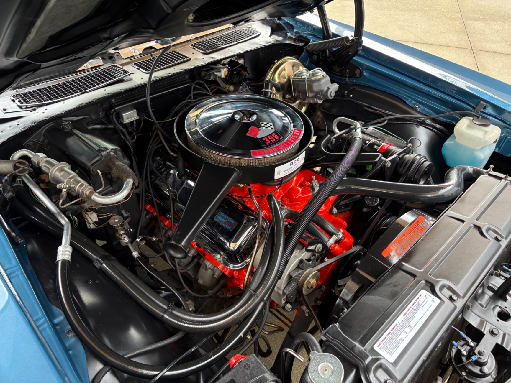 Vehicle photo 32