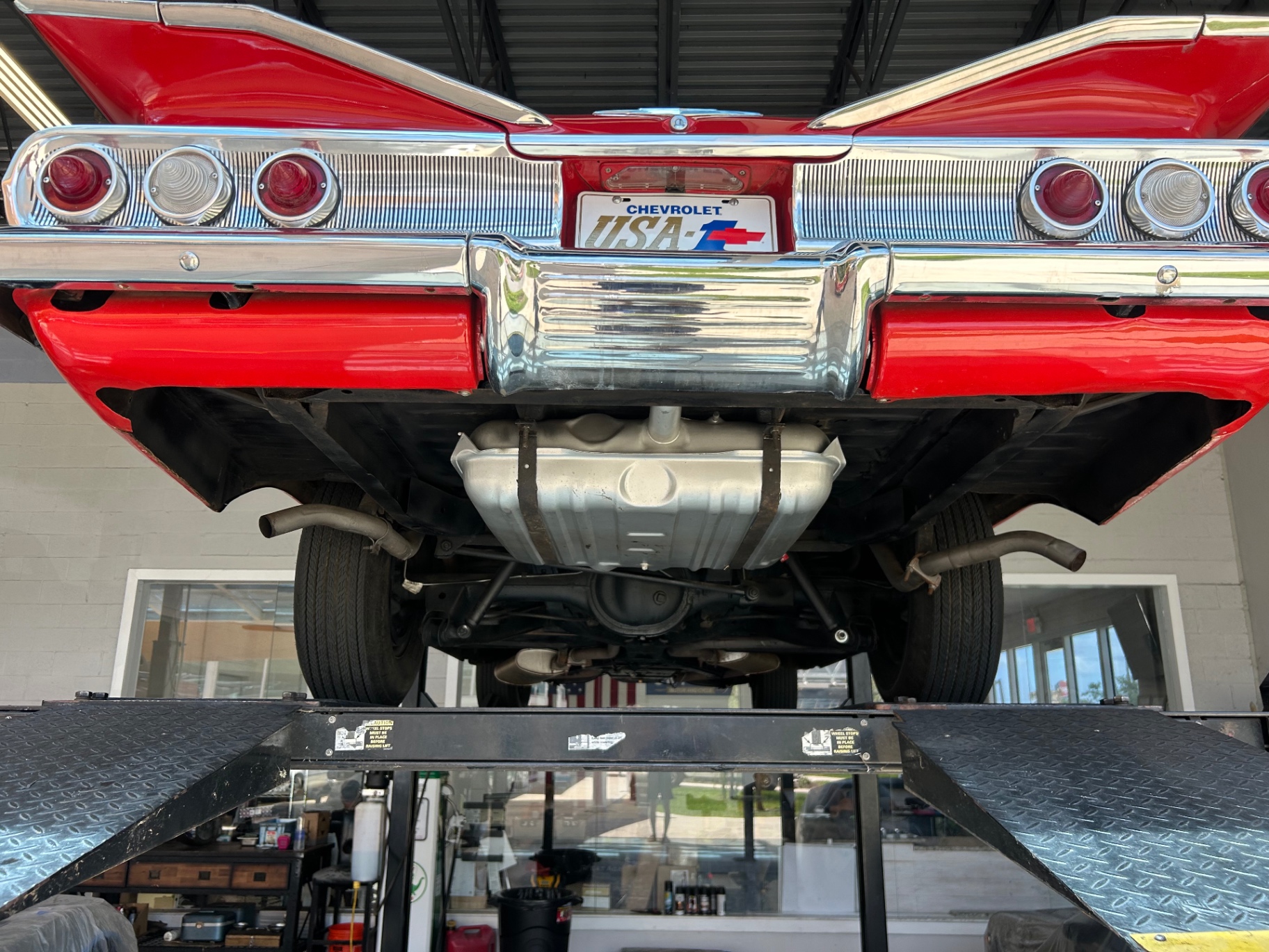 Vehicle photo 46