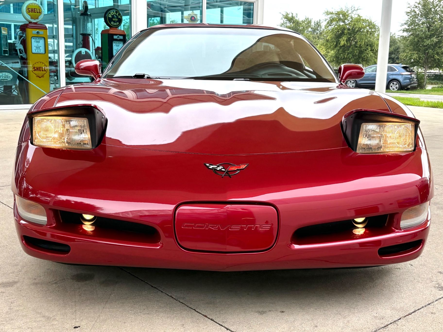 Vehicle photo 4