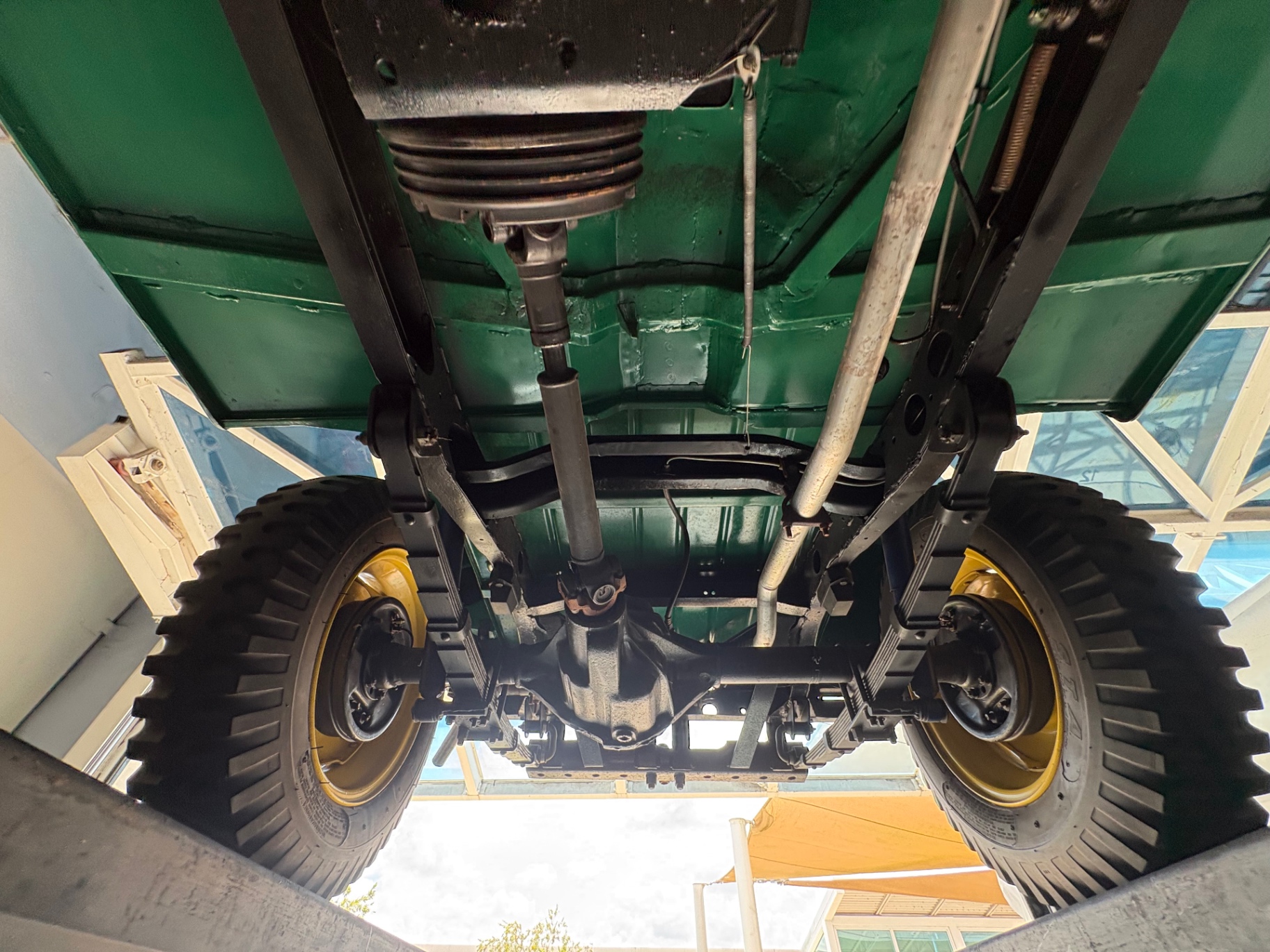 Vehicle photo 53