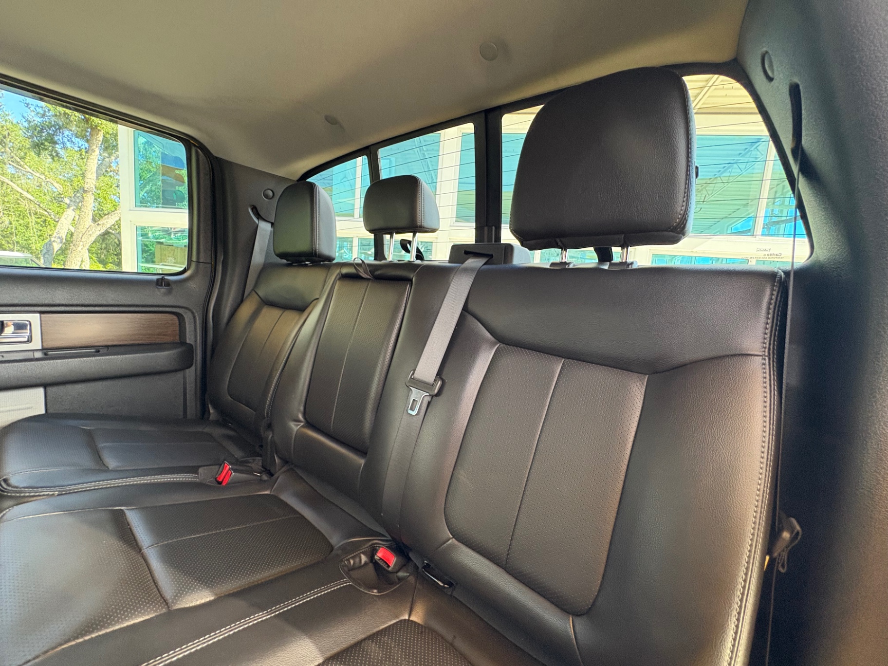 Vehicle photo 39