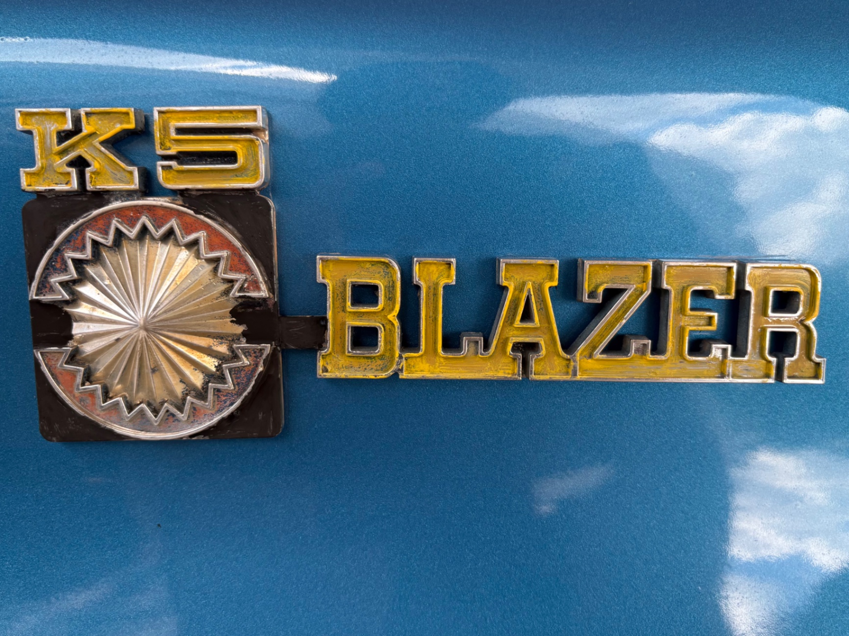 Vehicle photo 21