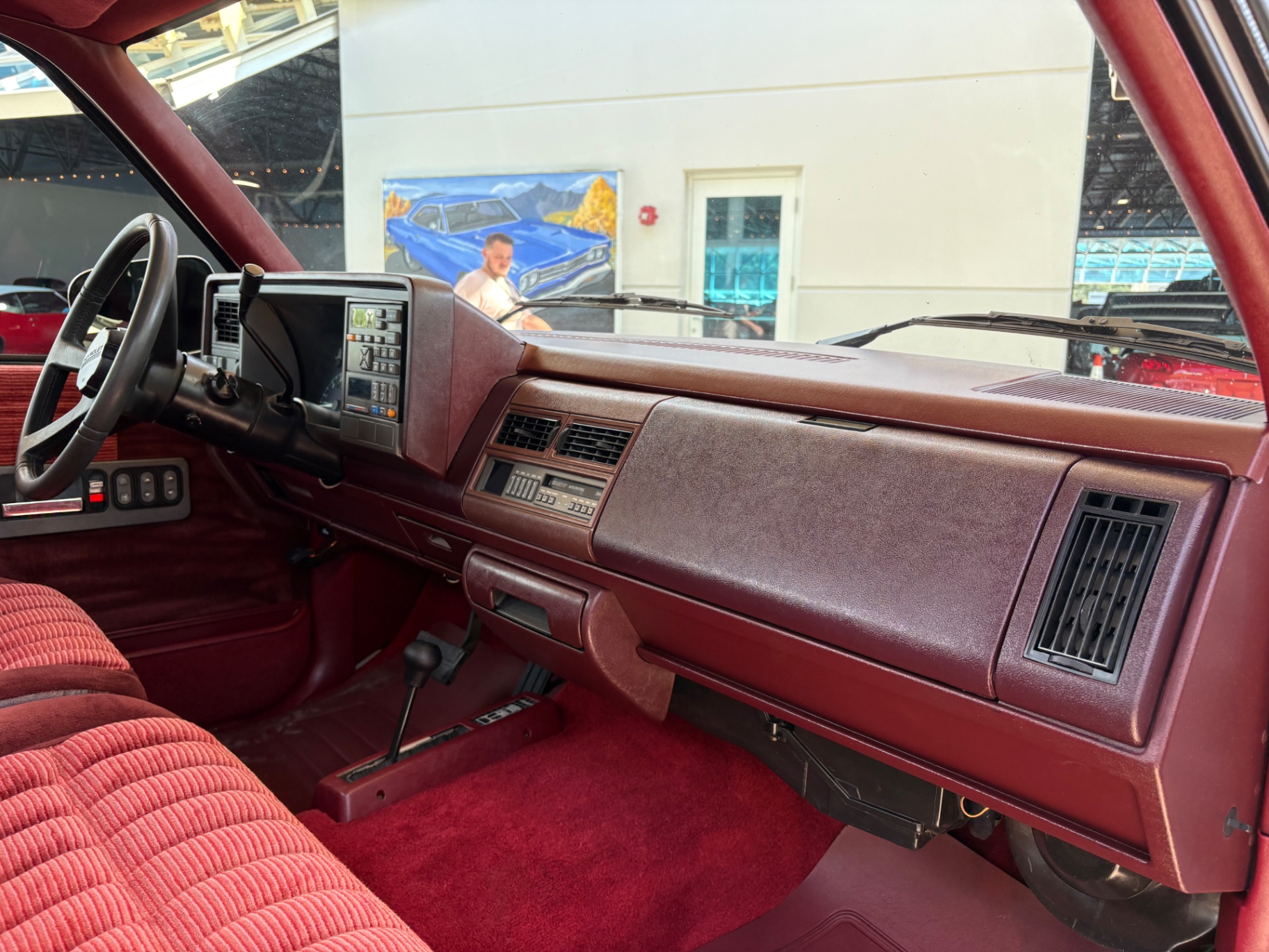 Vehicle photo 36
