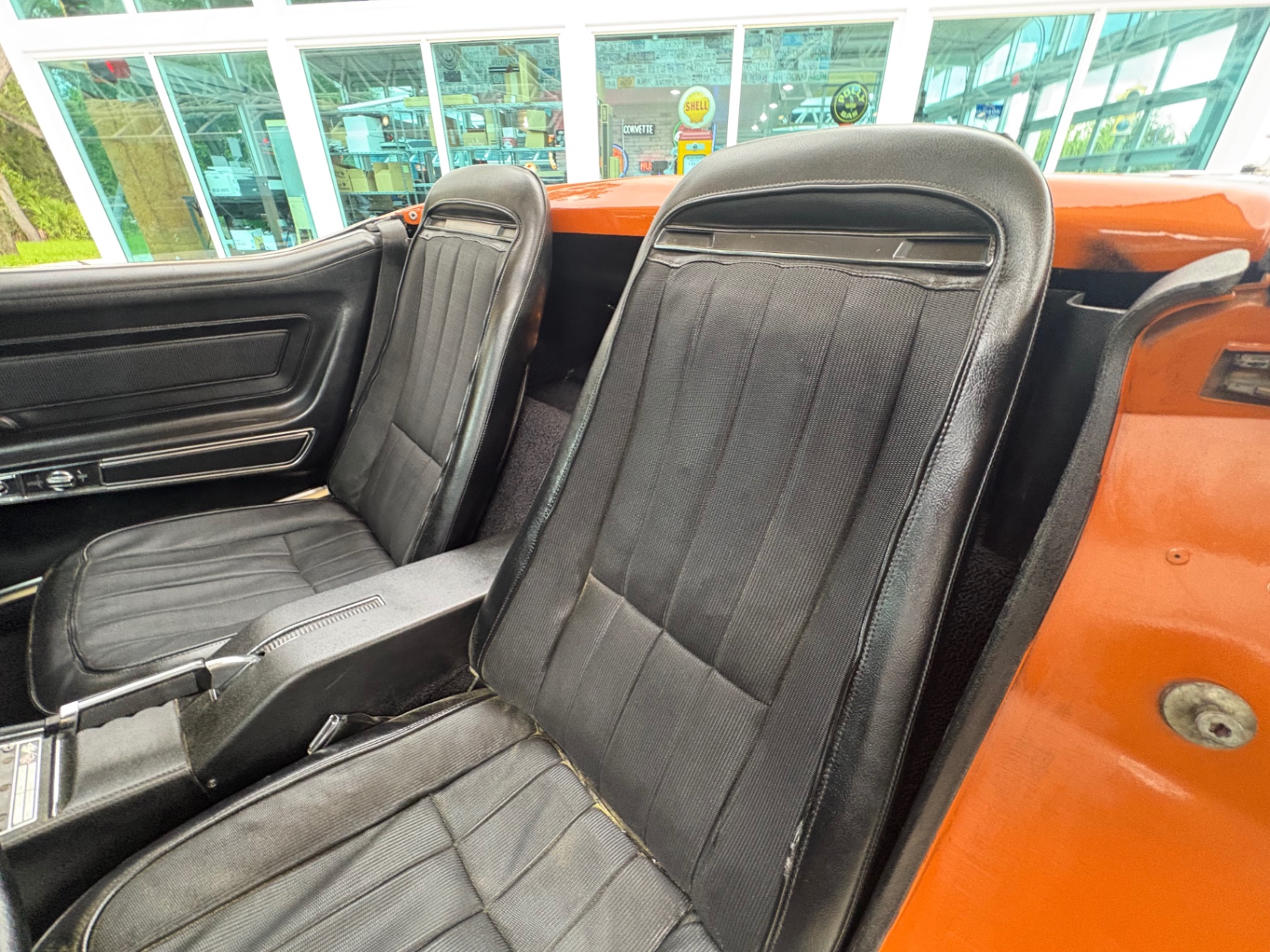 Vehicle photo 42