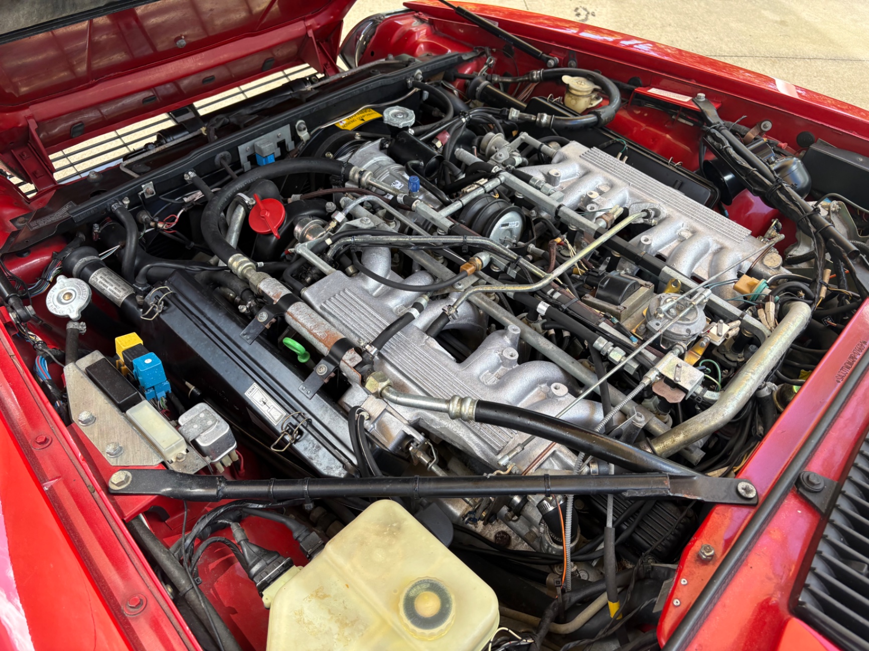 Vehicle photo 32