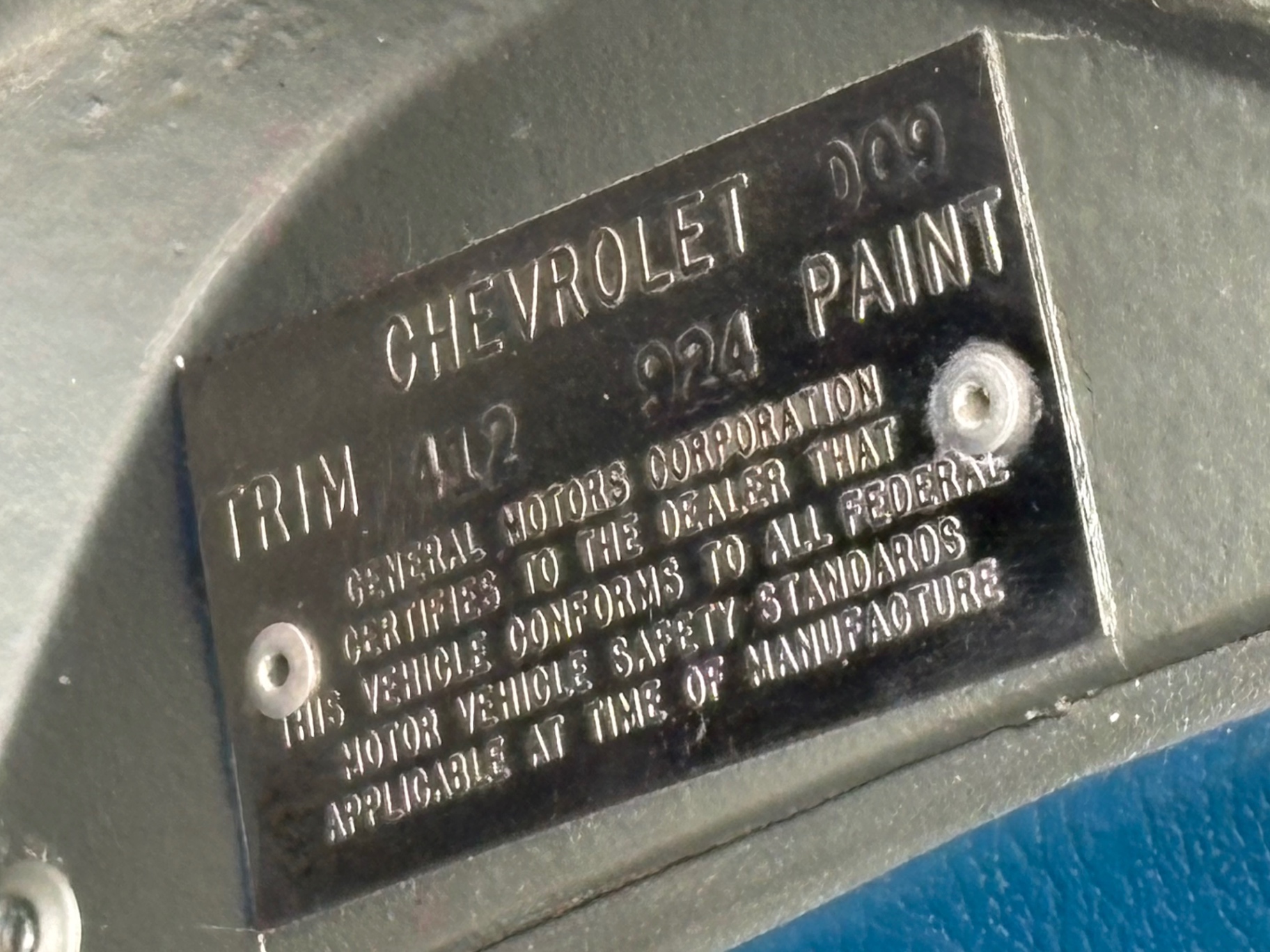 Vehicle photo 27