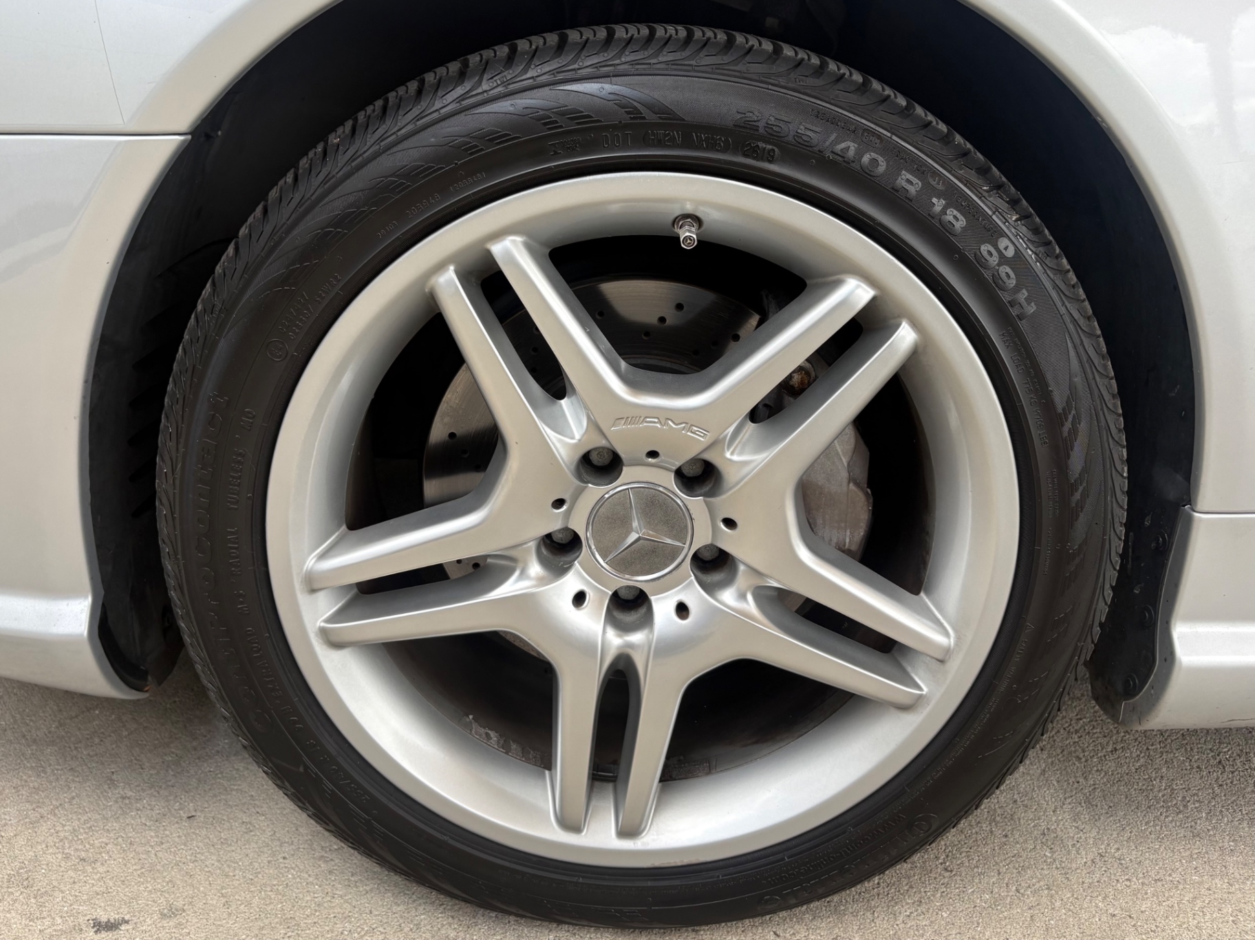 Vehicle photo 27