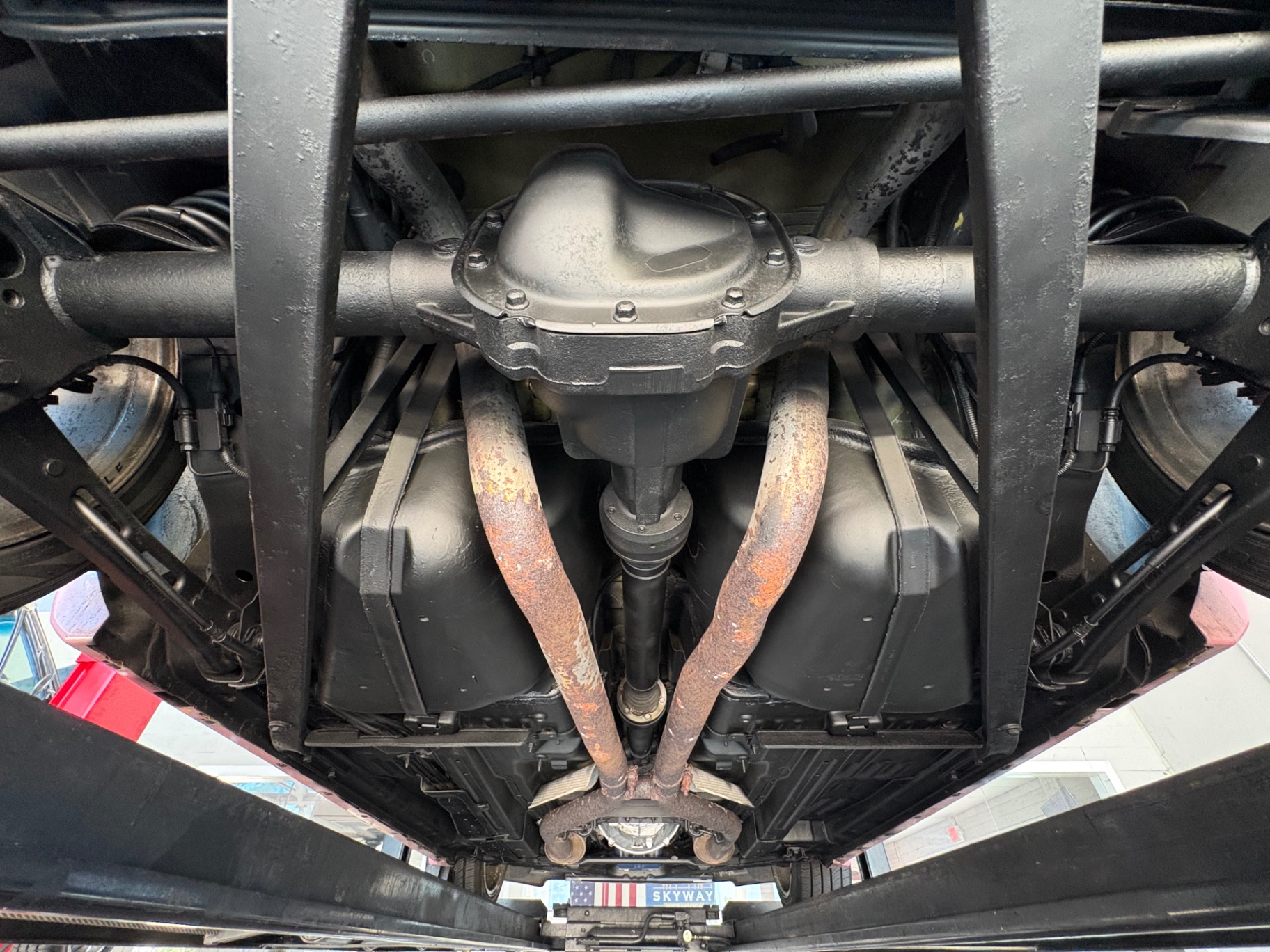 Vehicle photo 49
