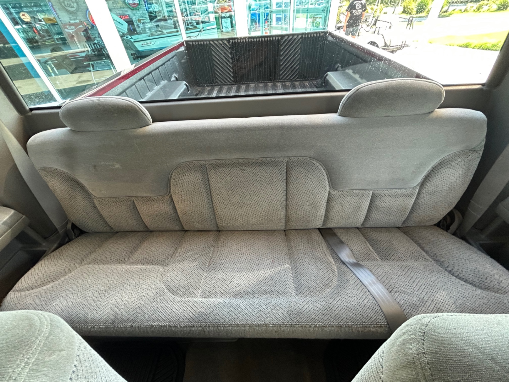 Vehicle photo 35