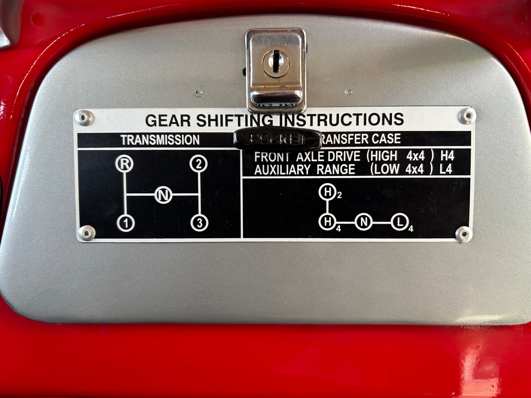 Vehicle photo 25